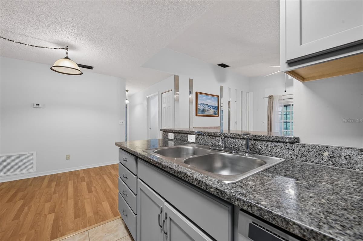 689 WELLINGTON STATION BOULEVARD — photo 15 of 24