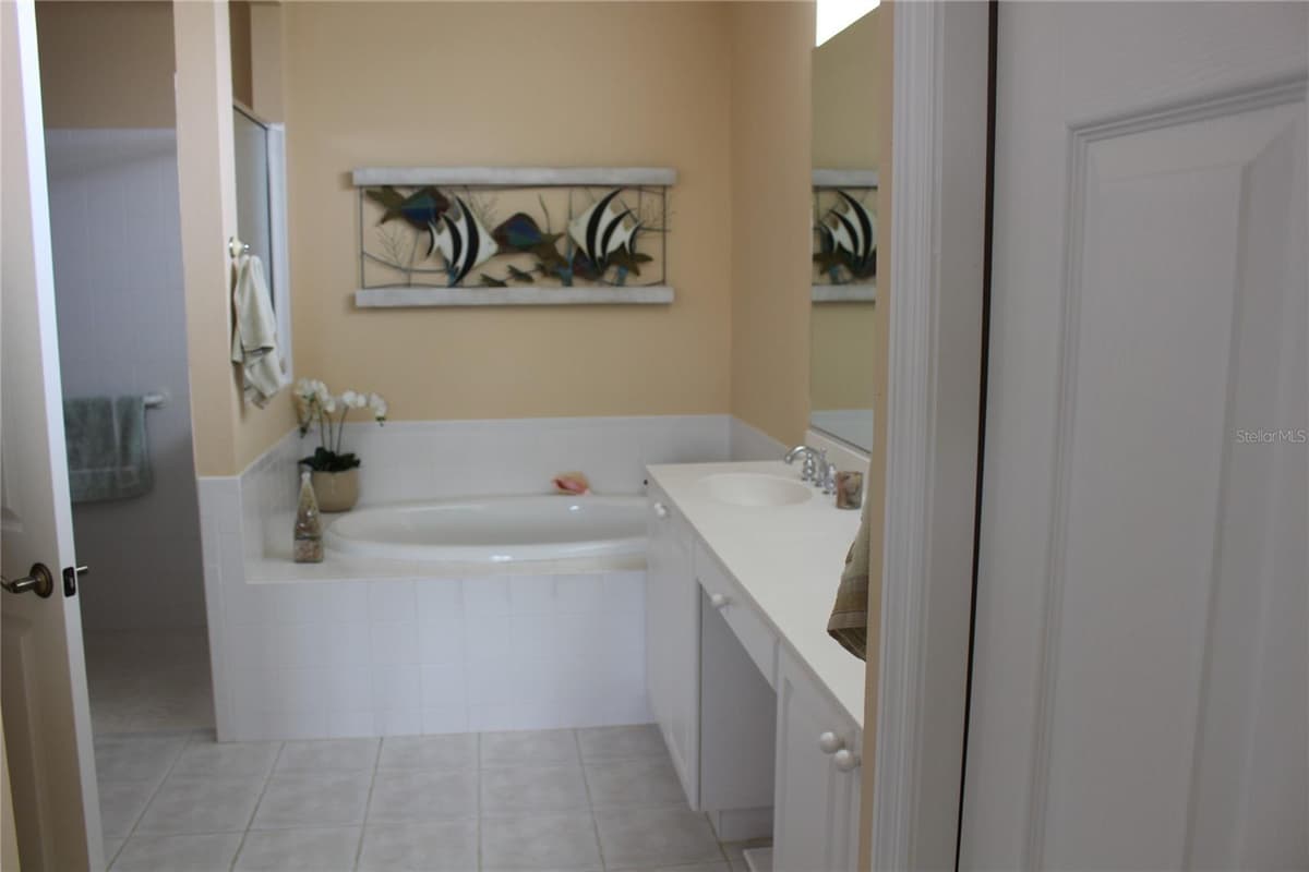 5215 97TH STREET — photo 18 of 28