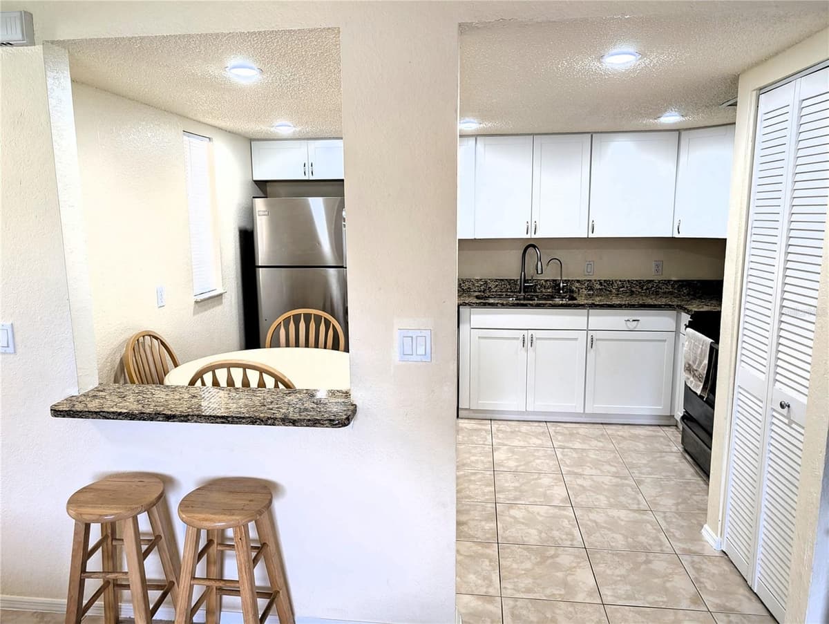 1051 FORREST NELSON BOULEVARD — photo 8 of 22