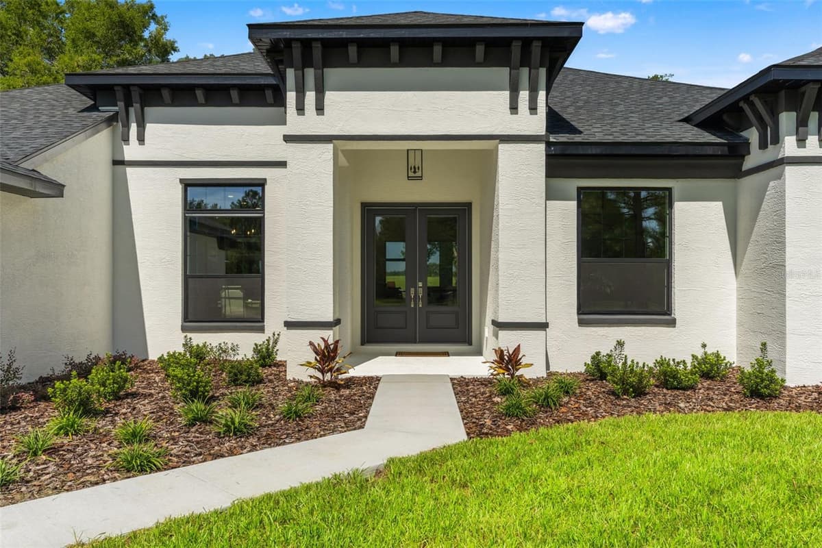 10264 LECANTO HIGHWAY — photo 4 of 70