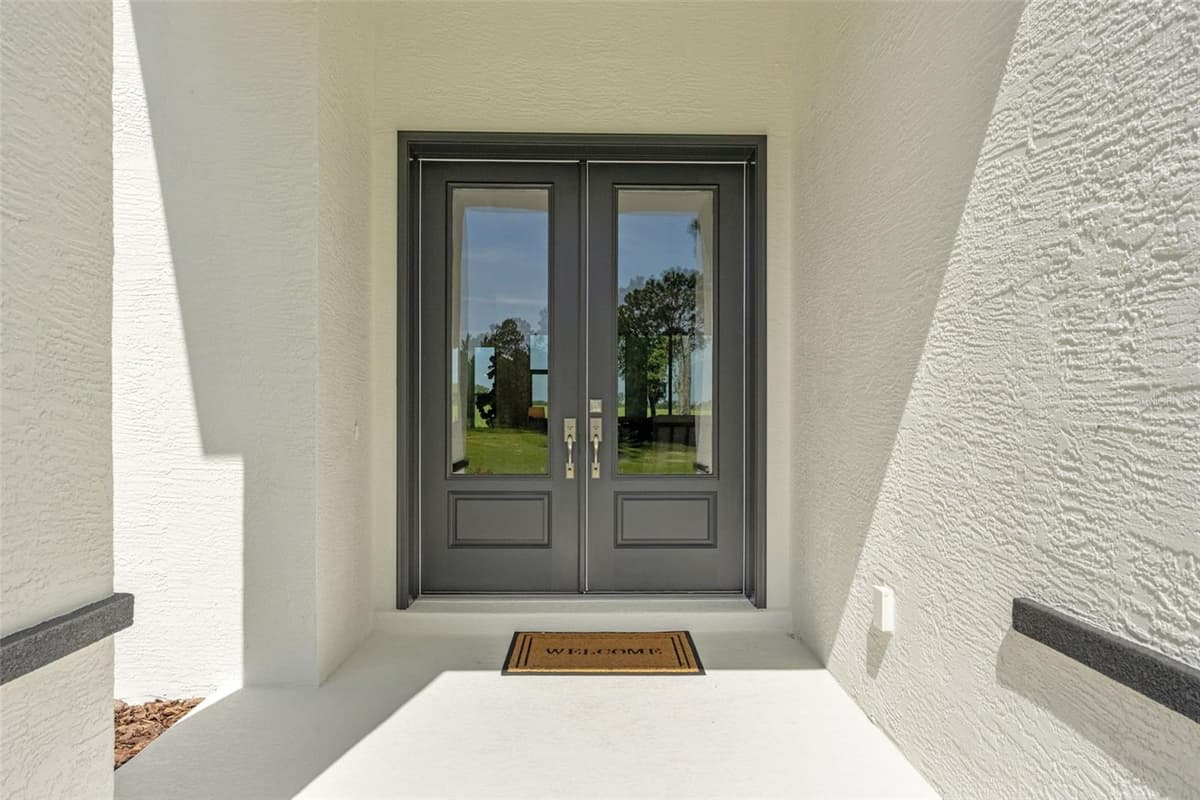 10264 LECANTO HIGHWAY — photo 5 of 70