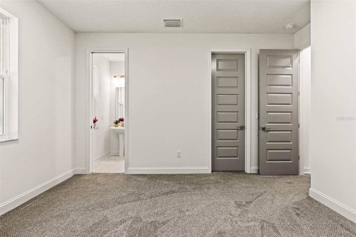 10264 LECANTO HIGHWAY — photo 46 of 70