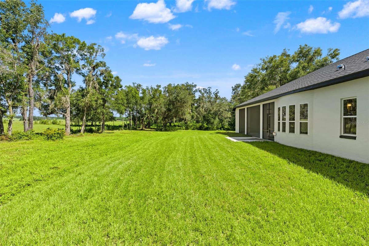 10264 LECANTO HIGHWAY — photo 54 of 70