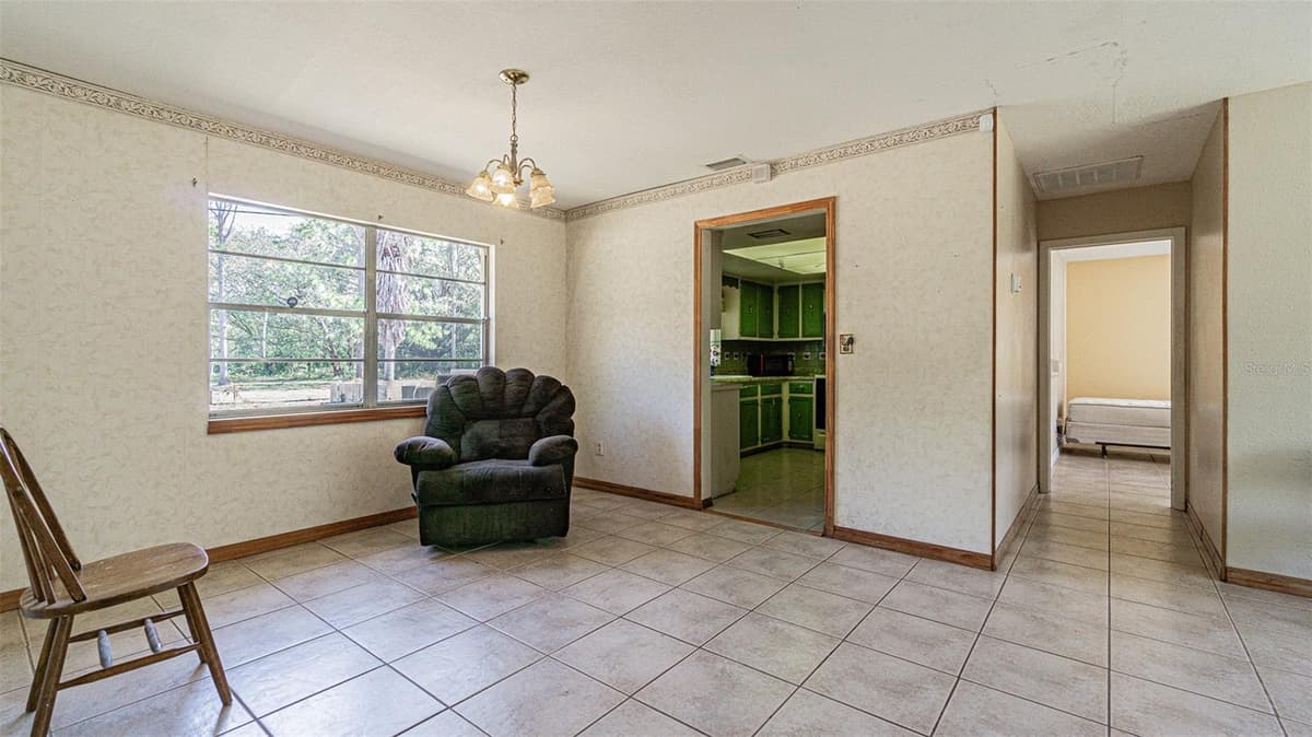 3902 AUTUMN PALM DRIVE — photo 13 of 37