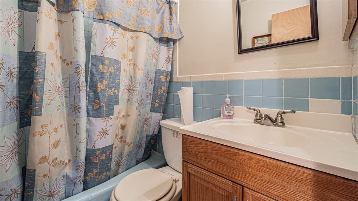 3902 AUTUMN PALM DRIVE — photo 20 of 37