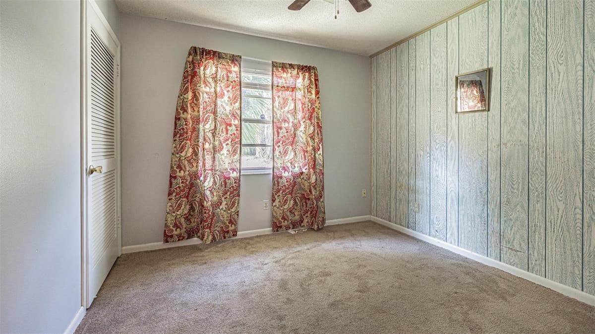 3902 AUTUMN PALM DRIVE — photo 18 of 37