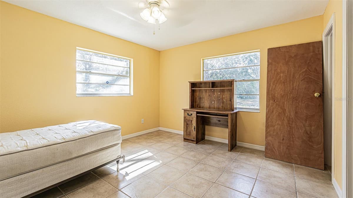3902 AUTUMN PALM DRIVE — photo 31 of 37