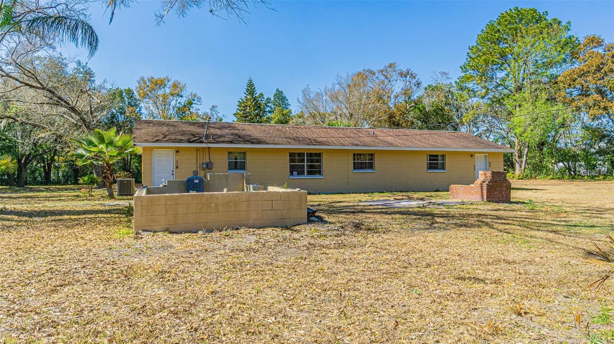 3902 AUTUMN PALM DRIVE — photo 5 of 37