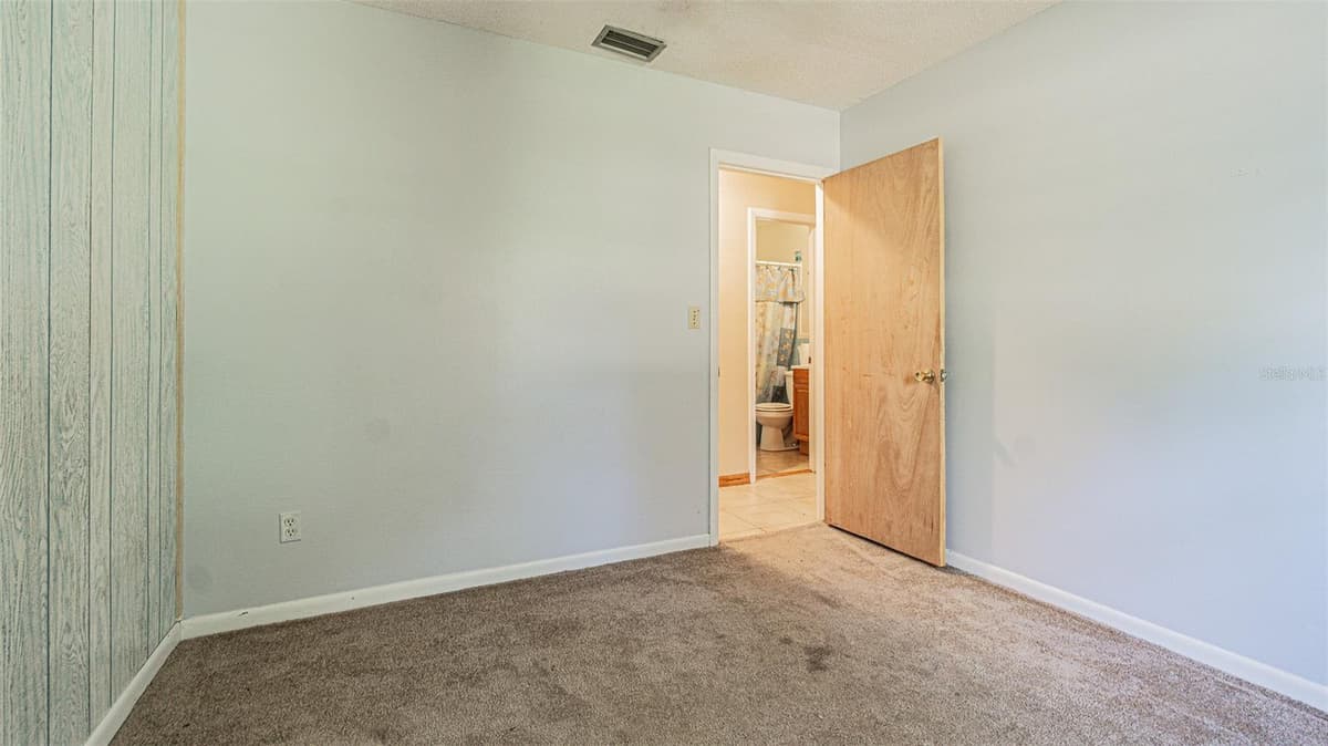 3902 AUTUMN PALM DRIVE — photo 19 of 37