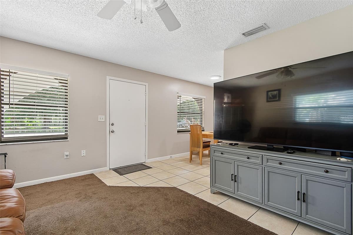 33 WELLWOOD LANE — photo 40 of 68