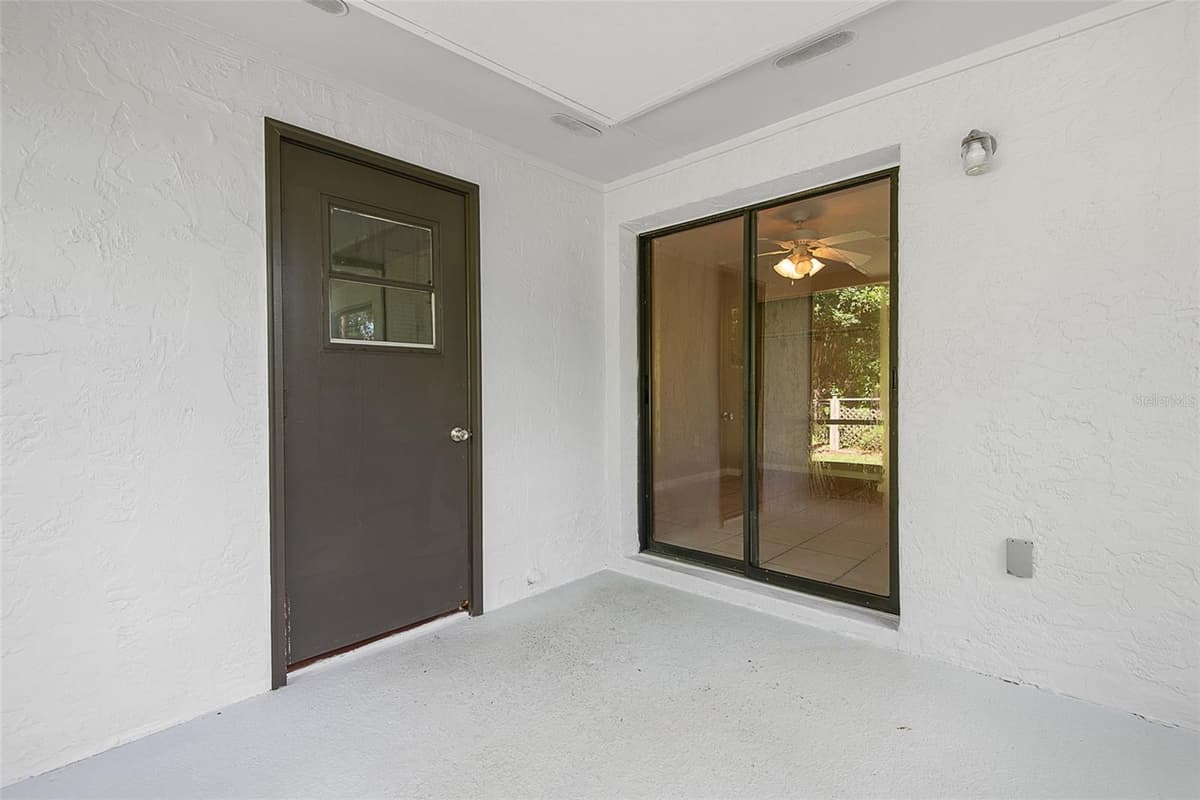33 WELLWOOD LANE — photo 30 of 68