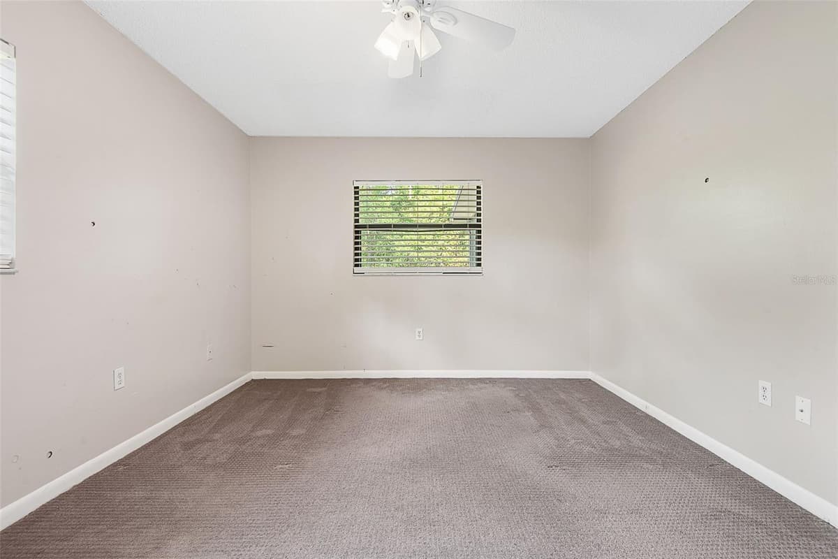 33 WELLWOOD LANE — photo 20 of 68
