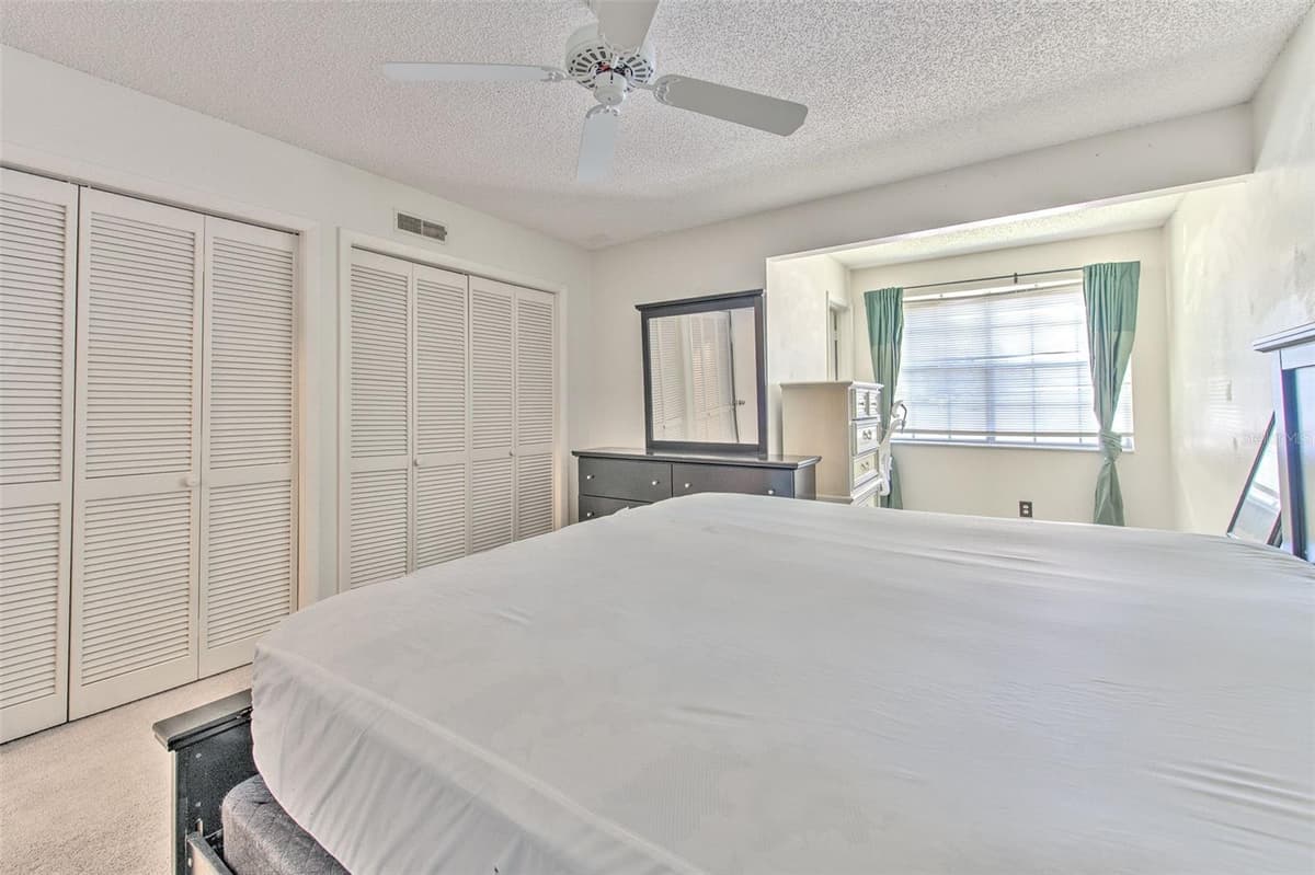 14454 REUTER STRASSE CIRCLE — photo 14 of 30