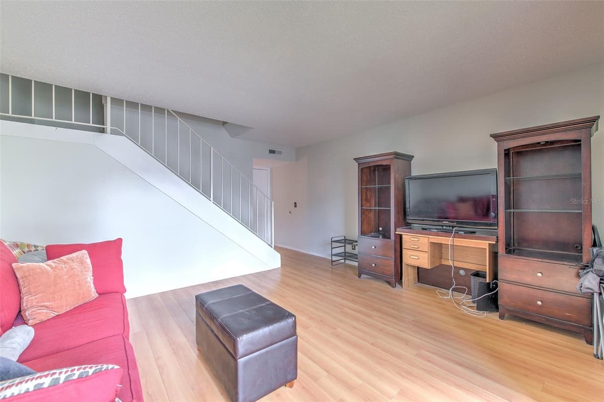 14454 REUTER STRASSE CIRCLE — photo 9 of 30