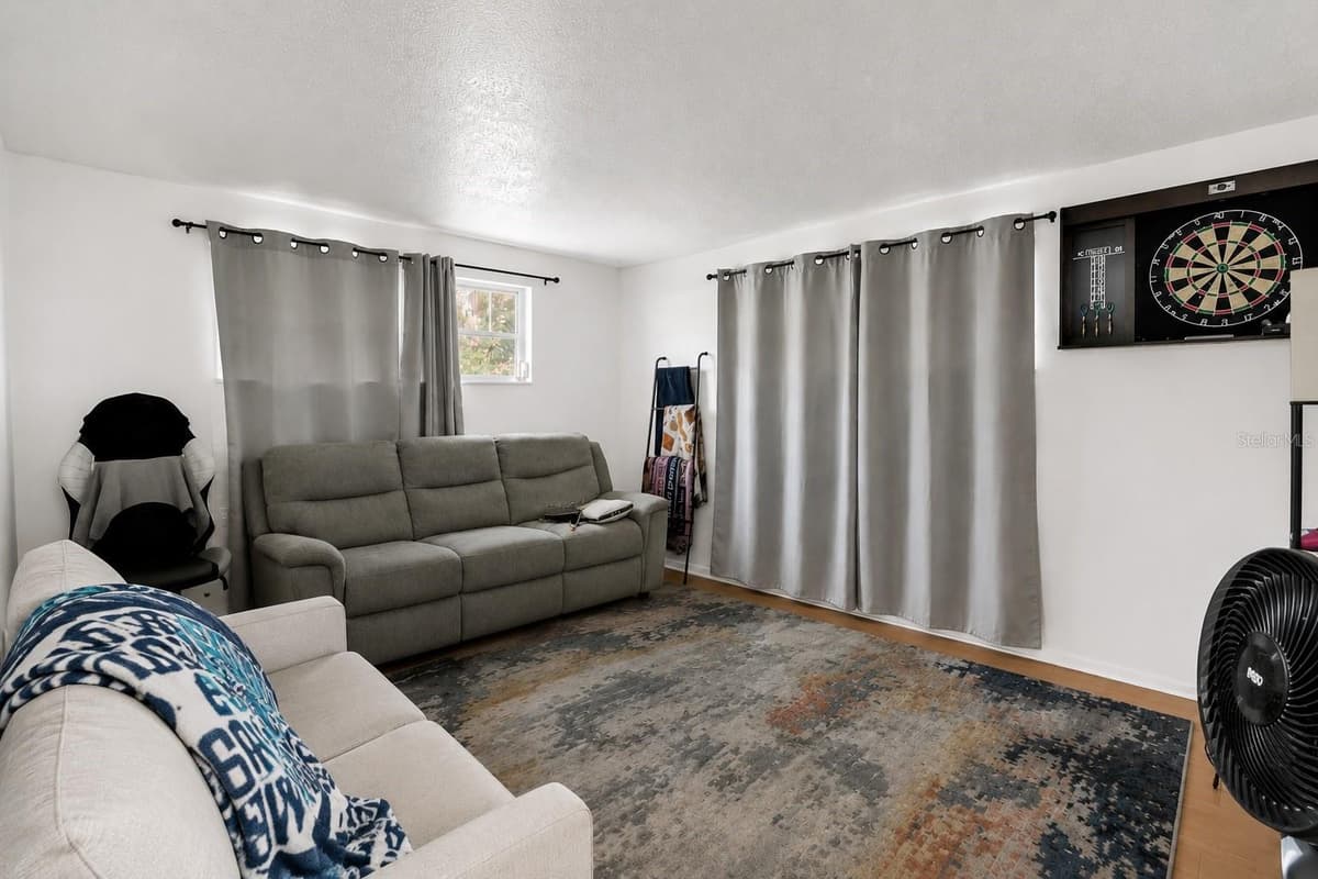 394 KOSTNER STREET — photo 18 of 25