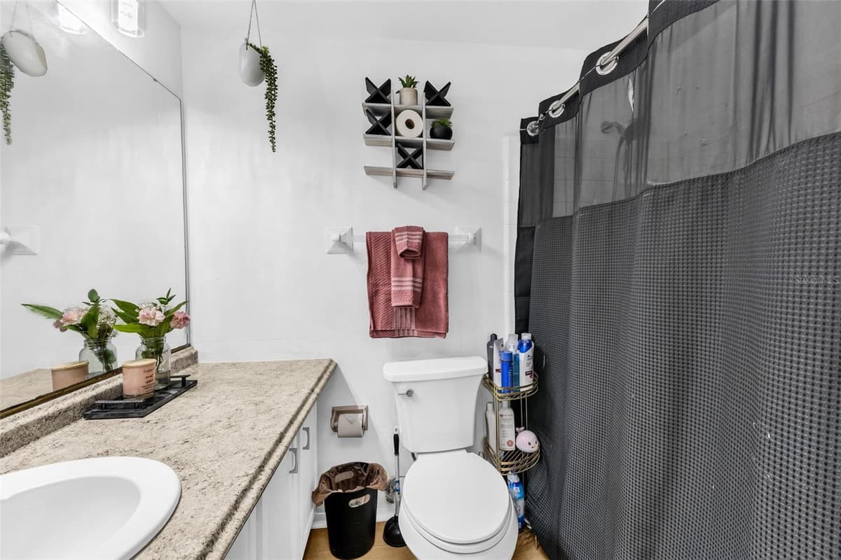 394 KOSTNER STREET — photo 14 of 25