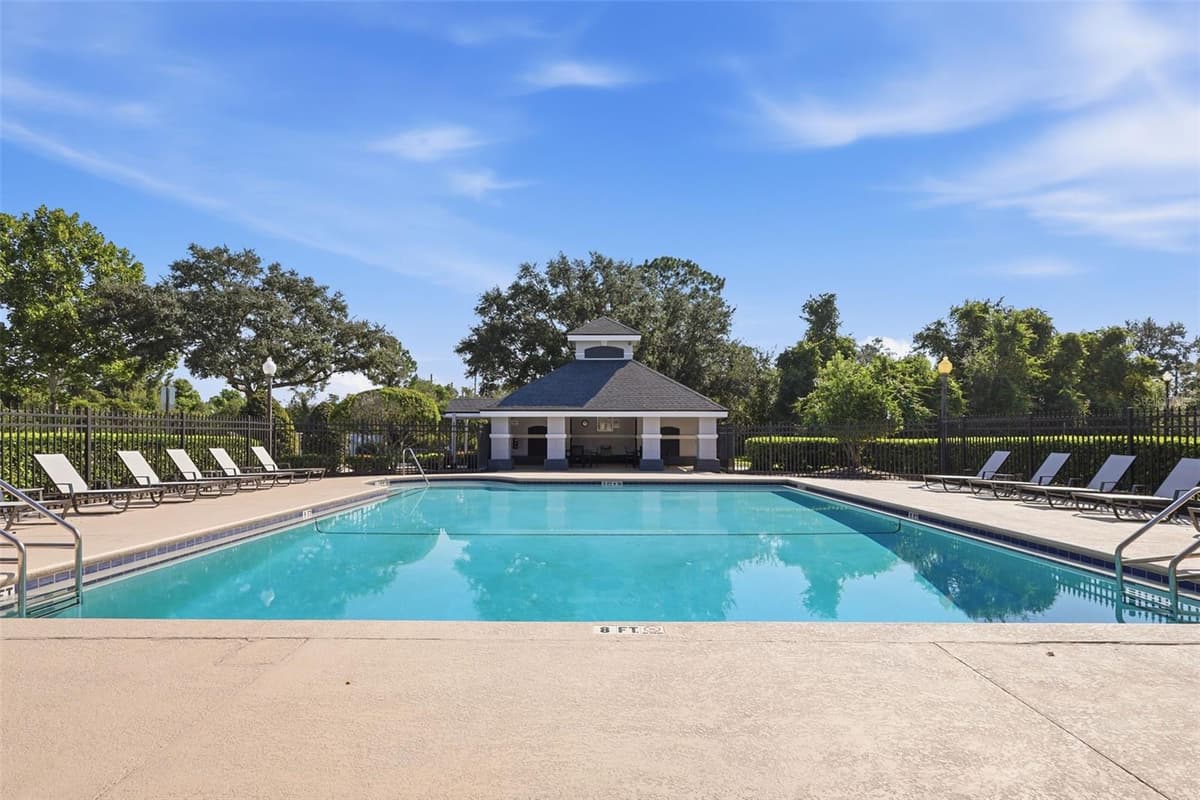 551 WOODFORD DRIVE — photo 43 of 53
