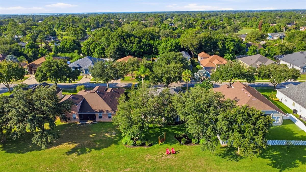 551 WOODFORD DRIVE — photo 48 of 53
