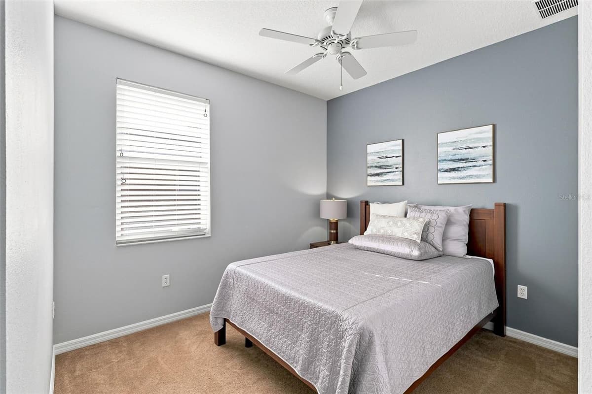 551 WOODFORD DRIVE — photo 24 of 53