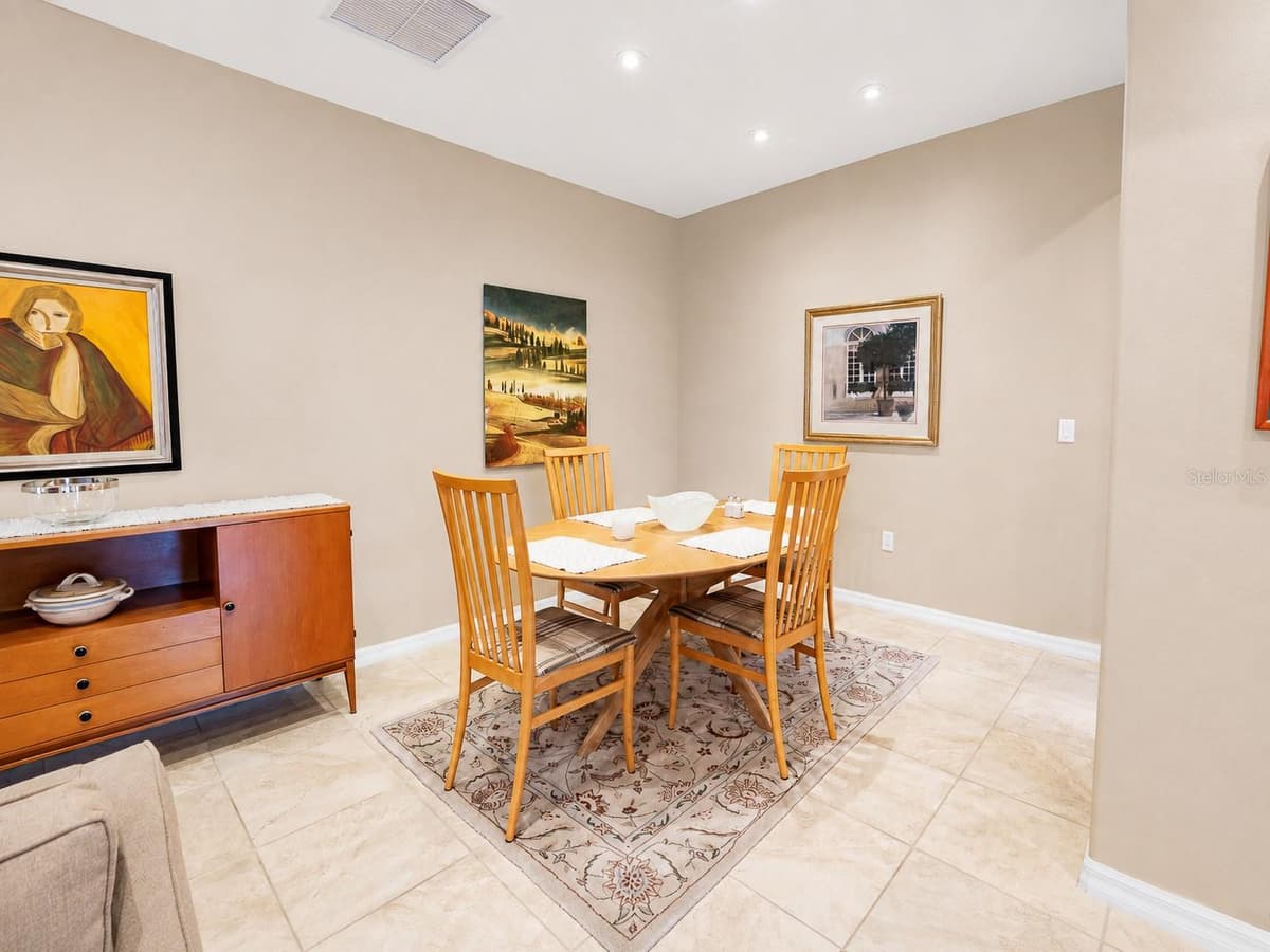 2557 MARBLEHEAD DRIVE — photo 18 of 57