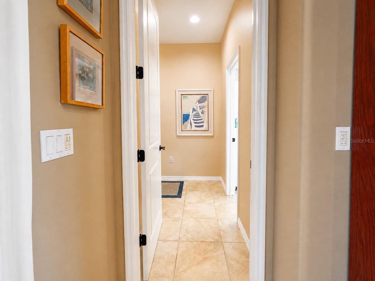 2557 MARBLEHEAD DRIVE — photo 19 of 57