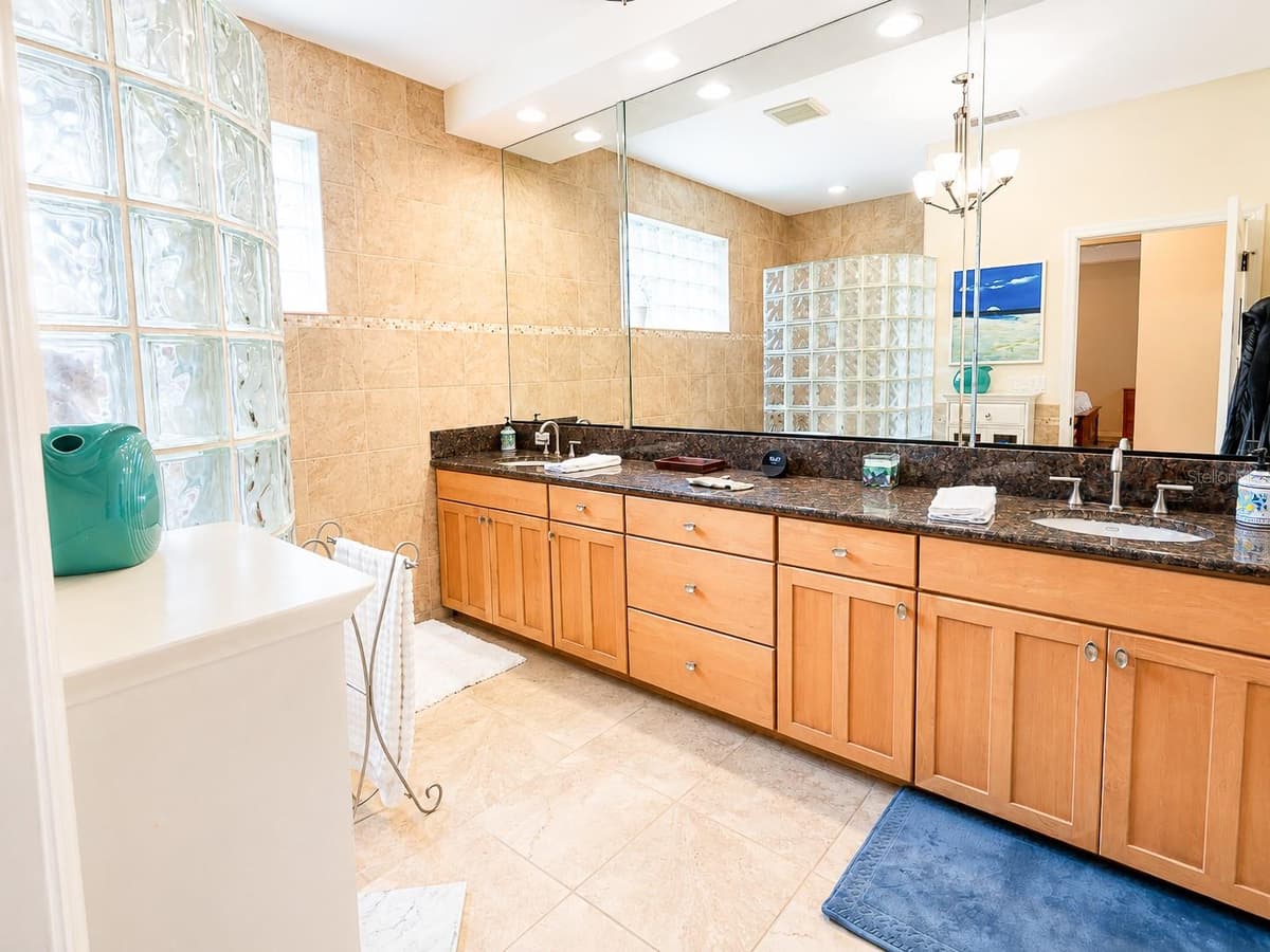 2557 MARBLEHEAD DRIVE — photo 21 of 57