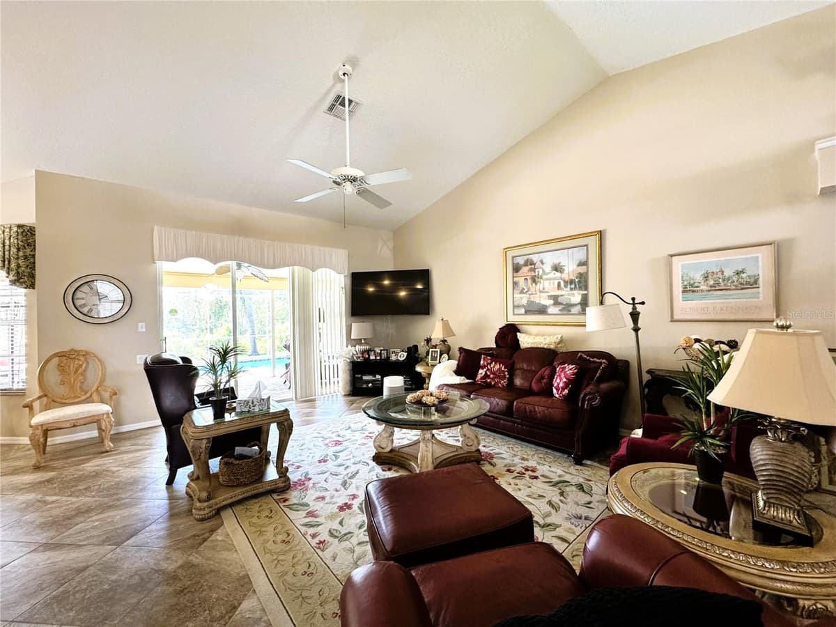 8518 CORAL CREEK LOOP — photo 8 of 33