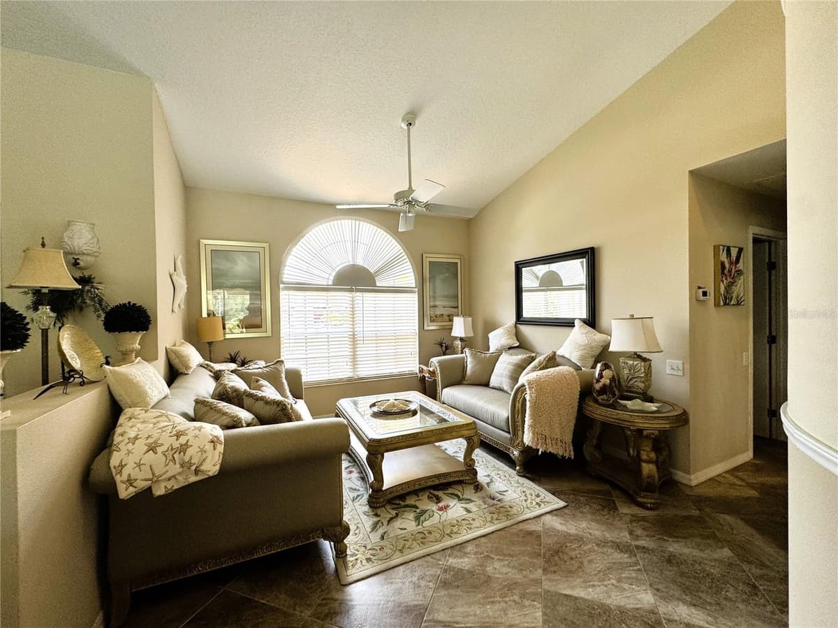 8518 CORAL CREEK LOOP — photo 10 of 33
