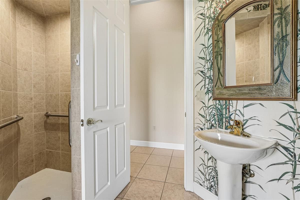 7360 REFLECTIONS LAKE DRIVE — photo 45 of 84