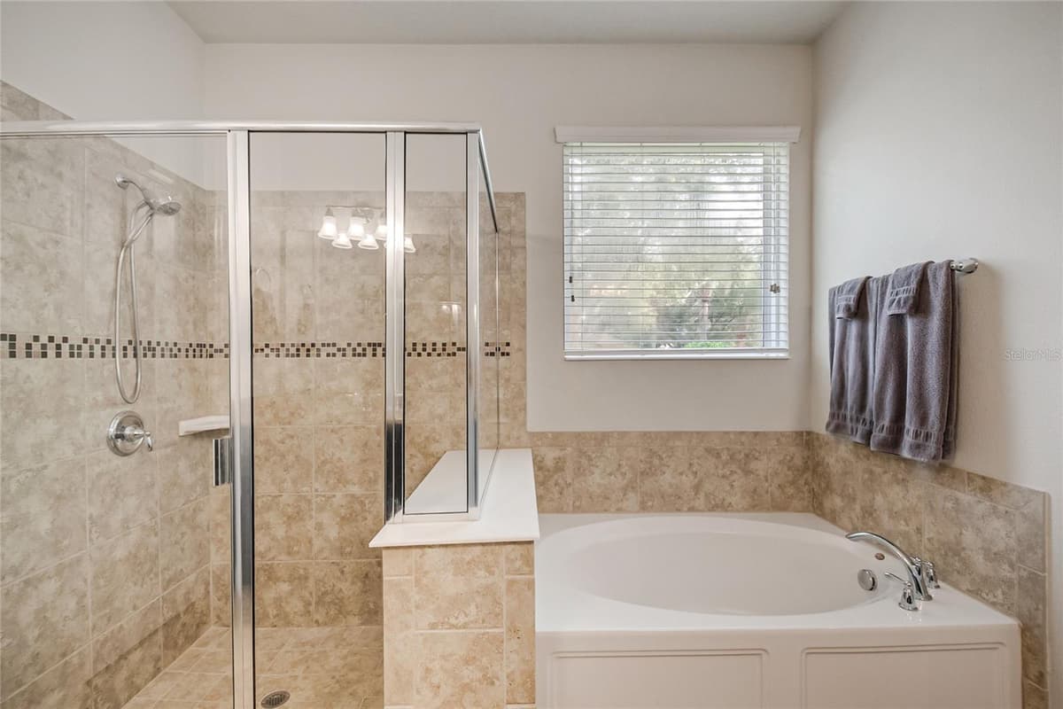 11905 AUTUMN FERN LANE — photo 37 of 63