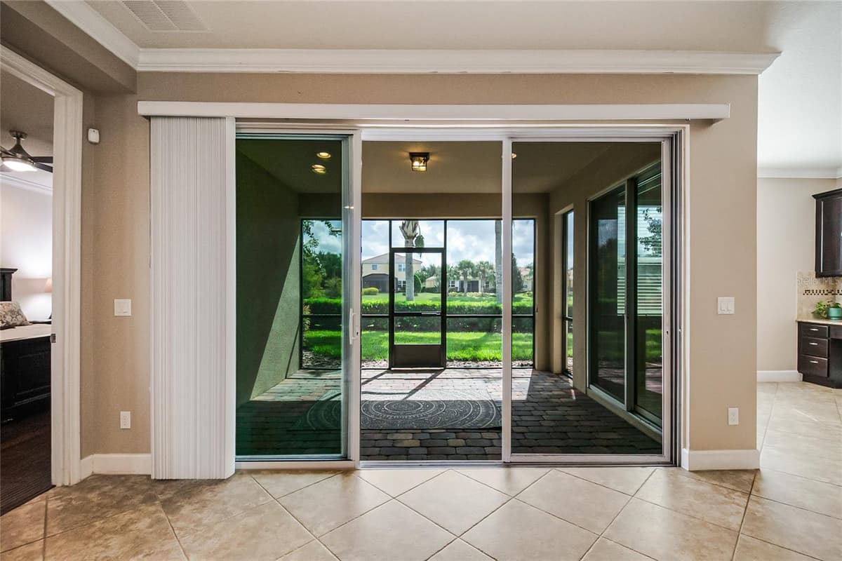 11905 AUTUMN FERN LANE — photo 38 of 63