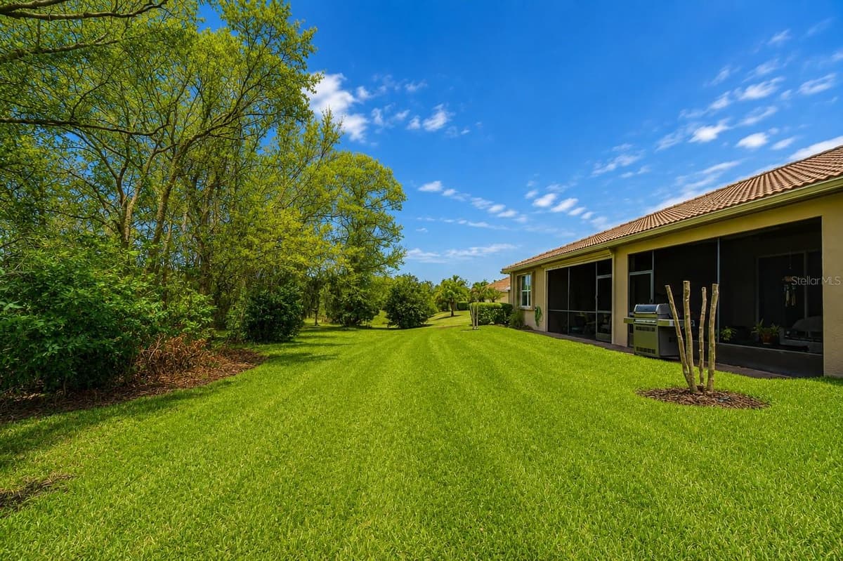 16158 AMETHYST KEY DRIVE — photo 20 of 35