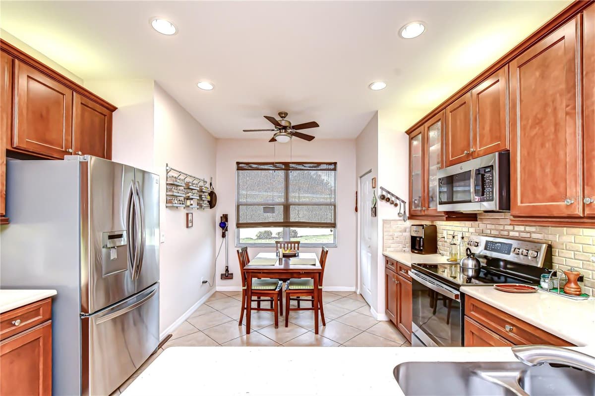 16158 AMETHYST KEY DRIVE — photo 9 of 35