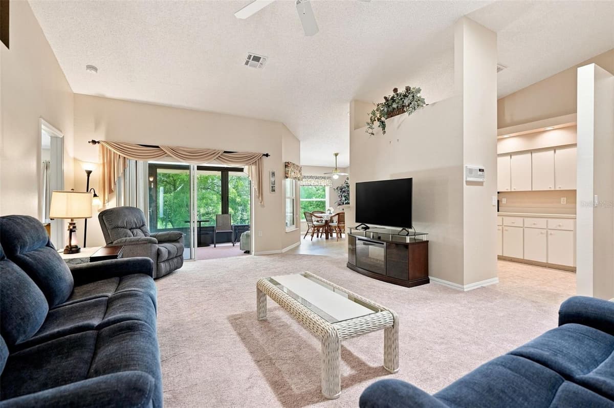 11090 CHERRYWOOD COURT — photo 10 of 41