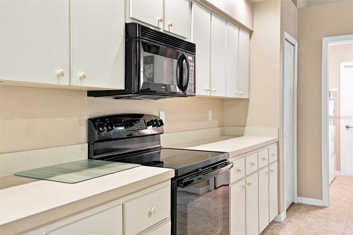 11090 CHERRYWOOD COURT — photo 15 of 41