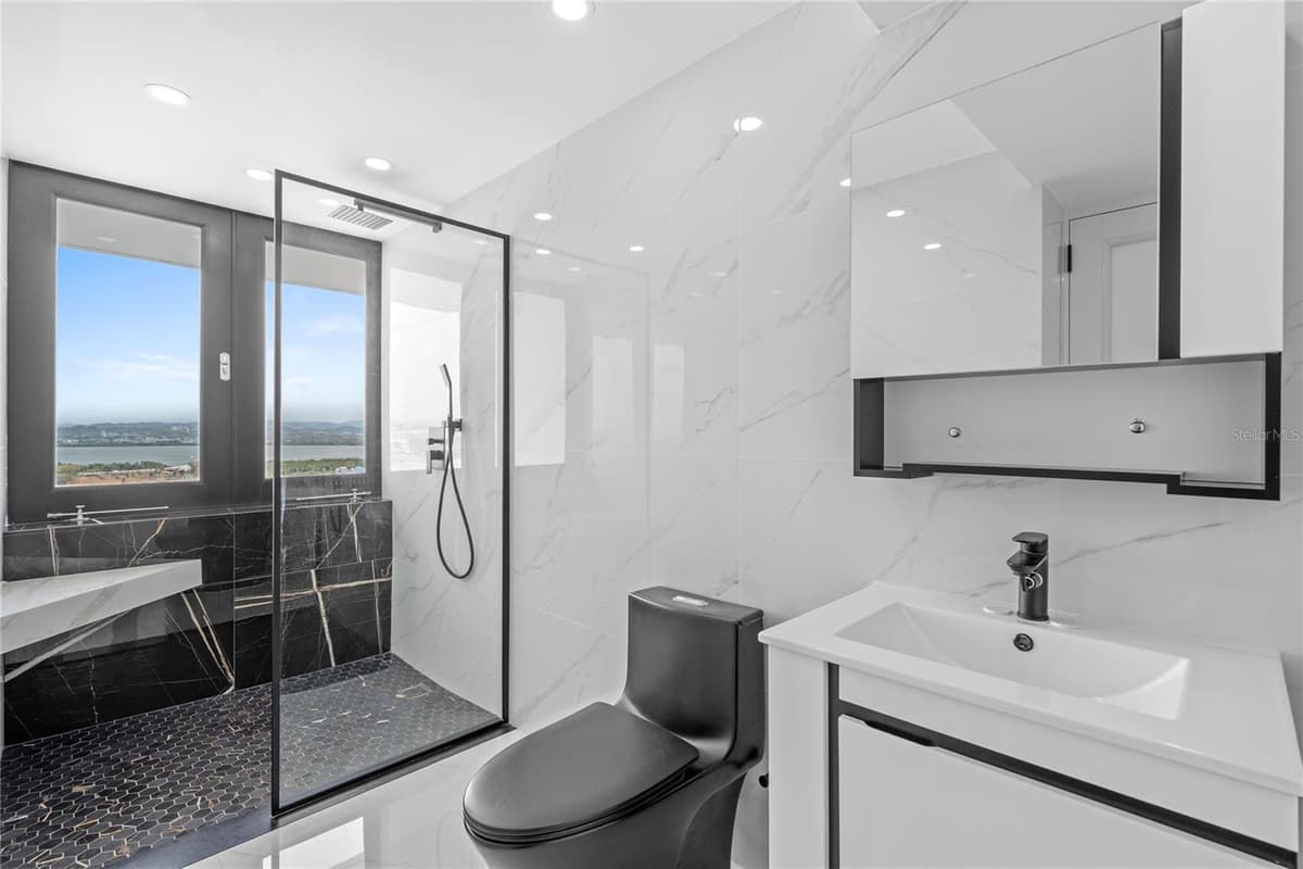 5859 ISLA VERDE AVENUE — photo 9 of 19