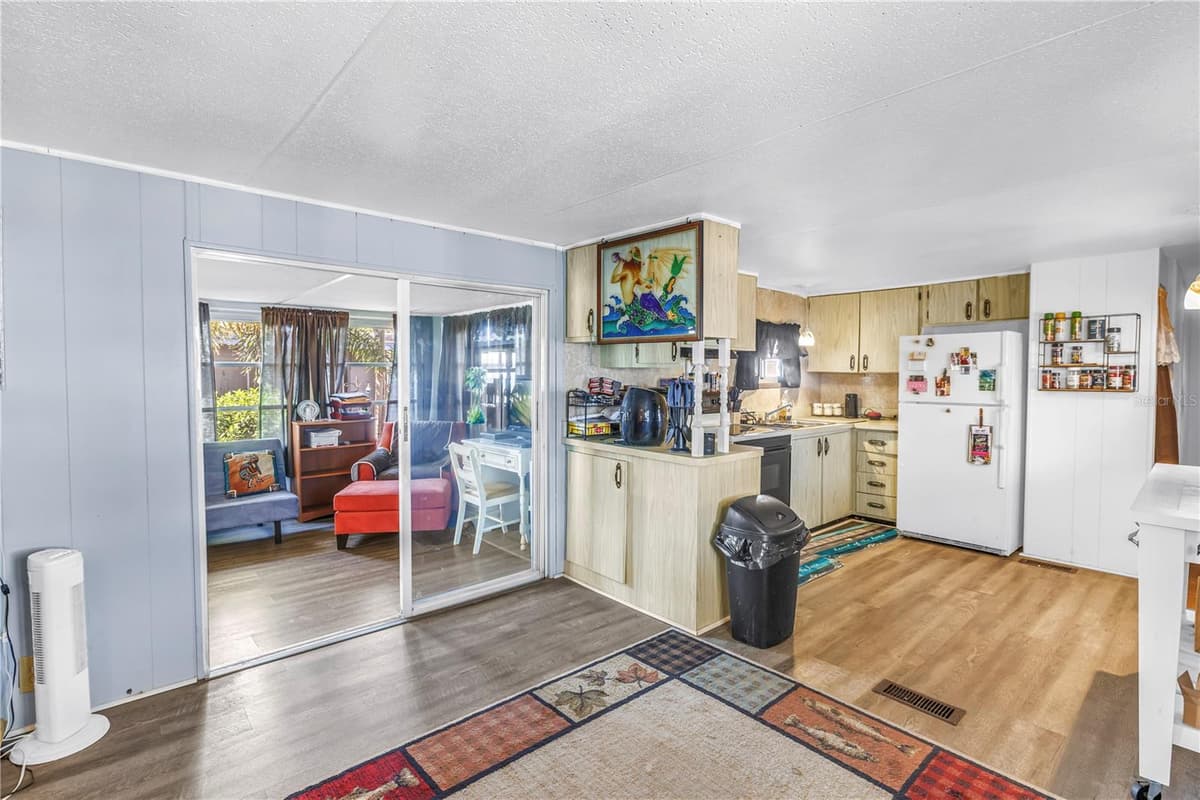 2439 SANTIAGO DRIVE — photo 10 of 30
