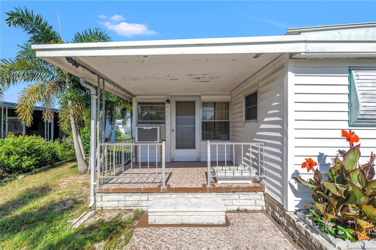 2439 SANTIAGO DRIVE — photo 4 of 30