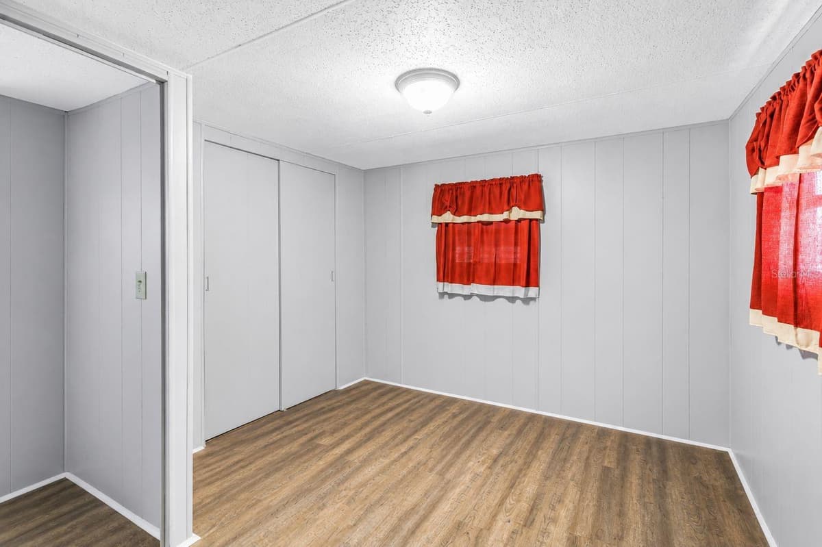 2439 SANTIAGO DRIVE — photo 16 of 30