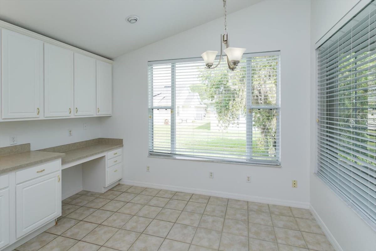 931 VINDALE ROAD — photo 12 of 28