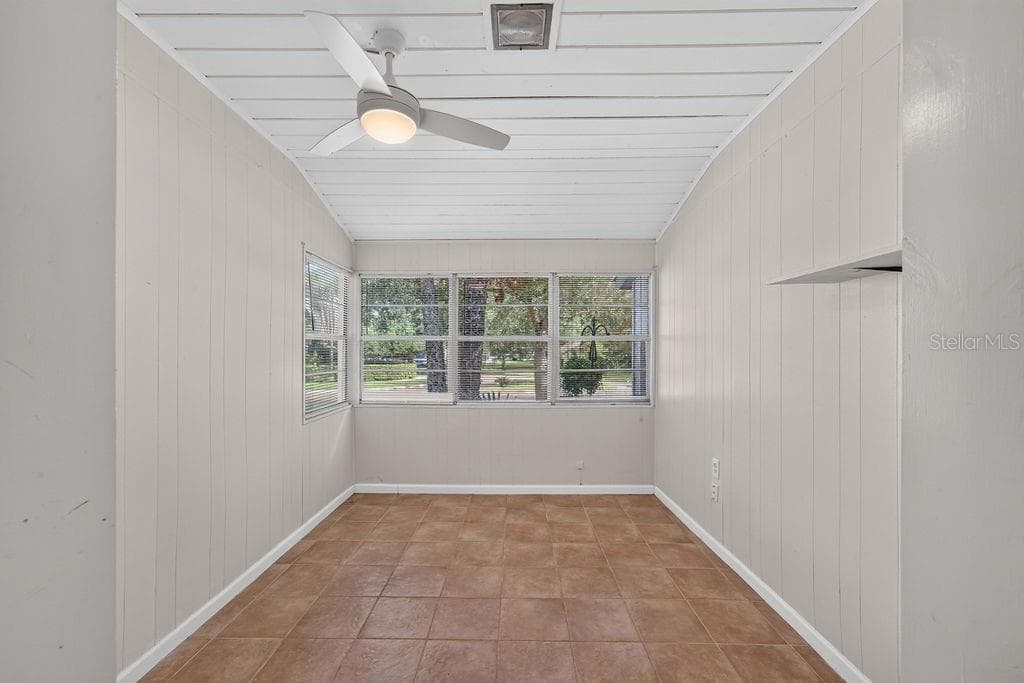 950 KENTUCKY AVENUE — photo 23 of 71