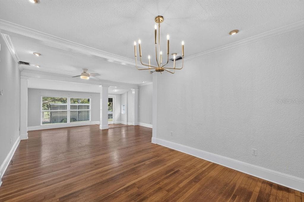 950 KENTUCKY AVENUE — photo 9 of 71
