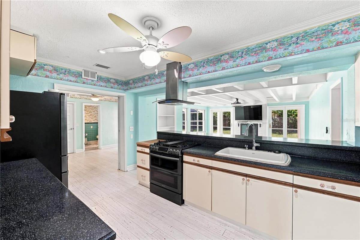 1361 PINELLAS ROAD — photo 12 of 54