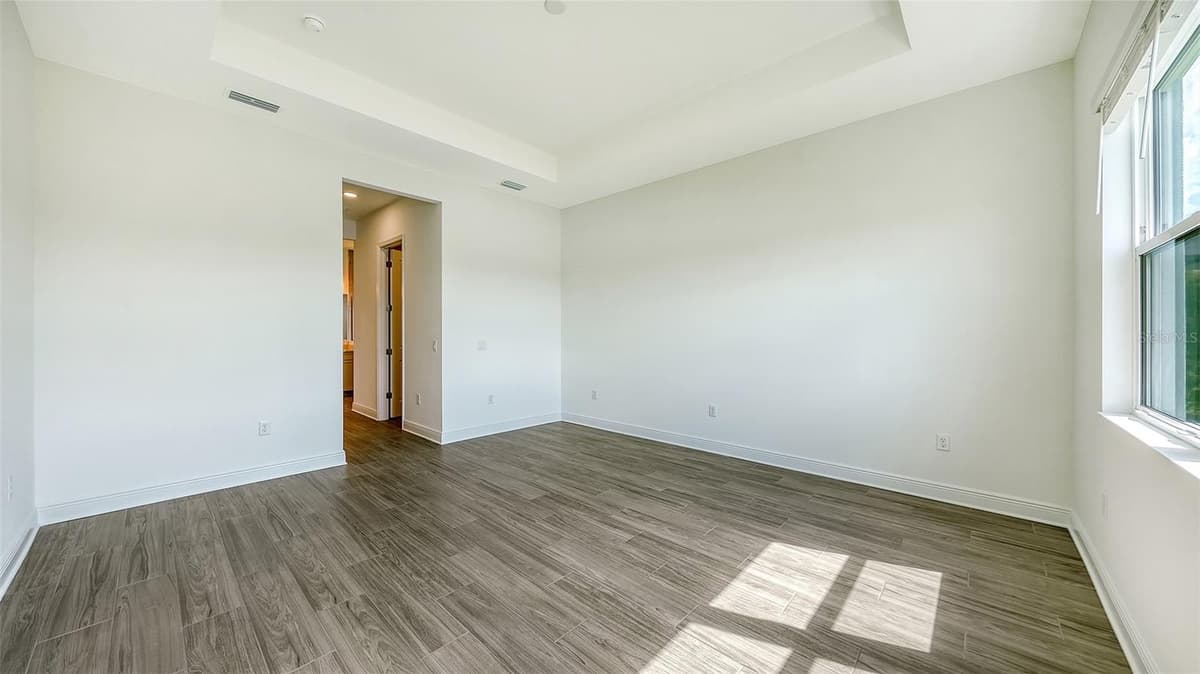 4420 WATER LANDING WAY — photo 15 of 42