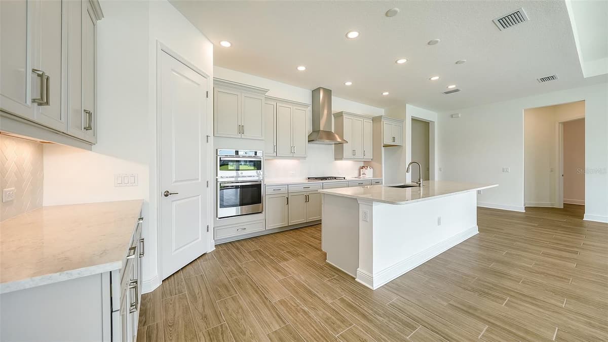 4420 WATER LANDING WAY — photo 6 of 42