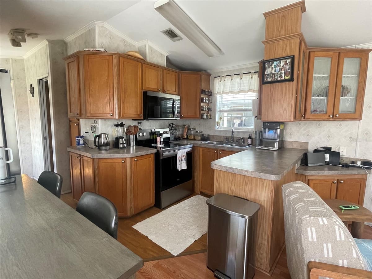 21127 SAN PABLO DRIVE — photo 4 of 7
