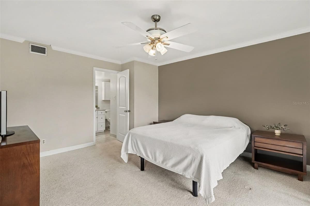 200 SAINT LUCIE LANE — photo 19 of 34