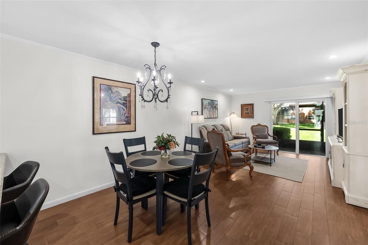 3810 OAK DRIVE — photo 5 of 51