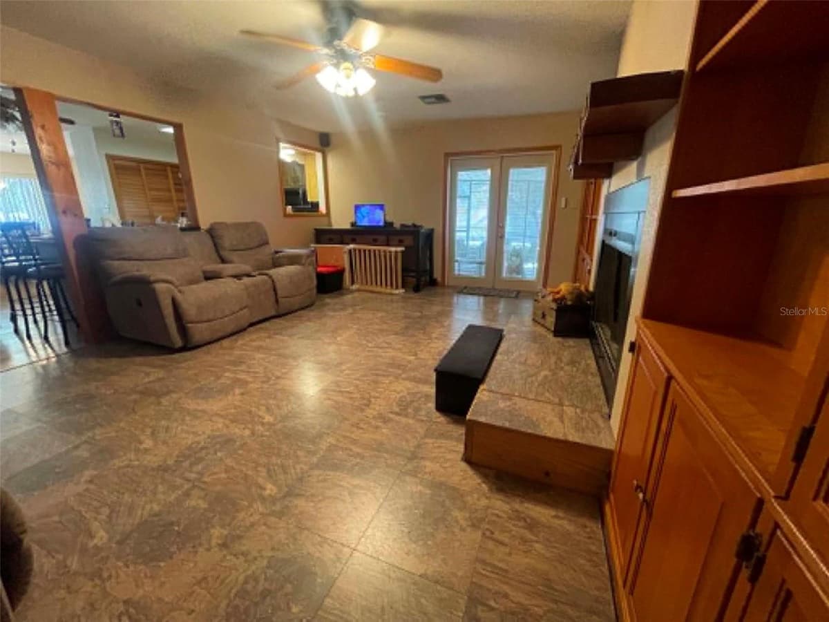 17530 HIGHWAY 452 — photo 4 of 32