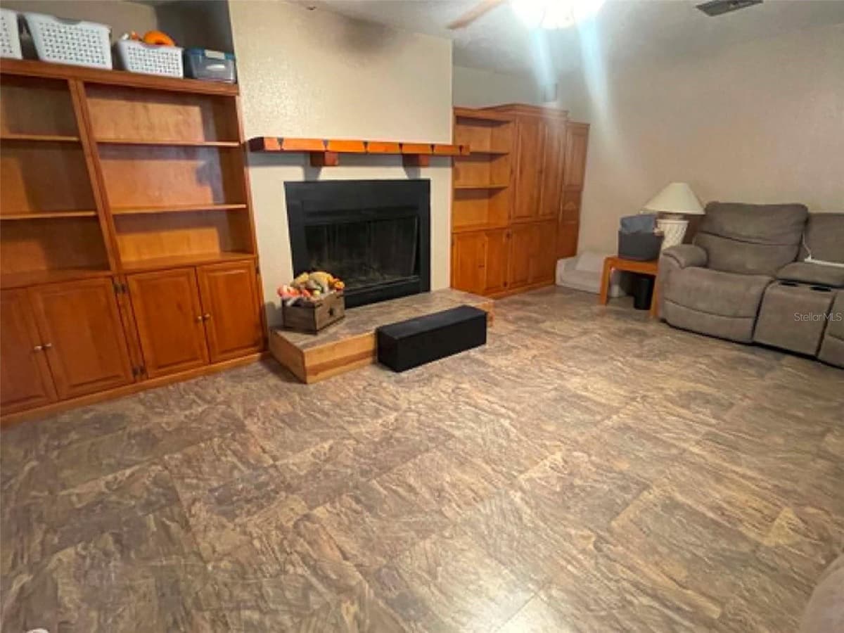 17530 HIGHWAY 452 — photo 5 of 32
